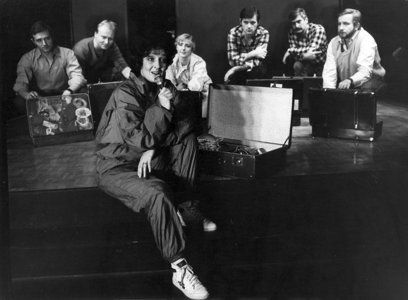 Teat domowy. Teatr Powszechny, Warszawa, prem. 15 listopada 1989